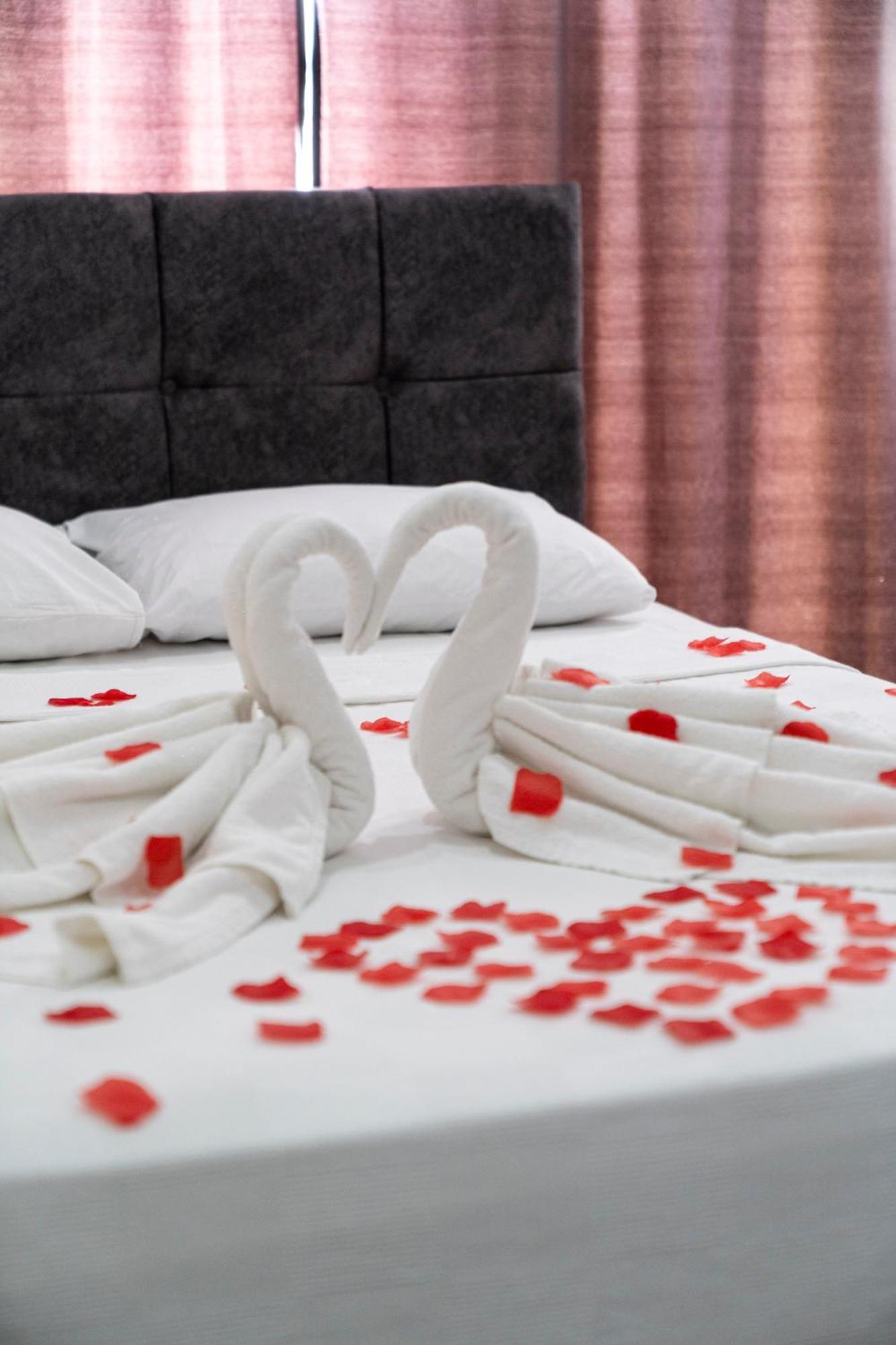 Ayya Suit Hotel Eskihisar Bagian luar foto