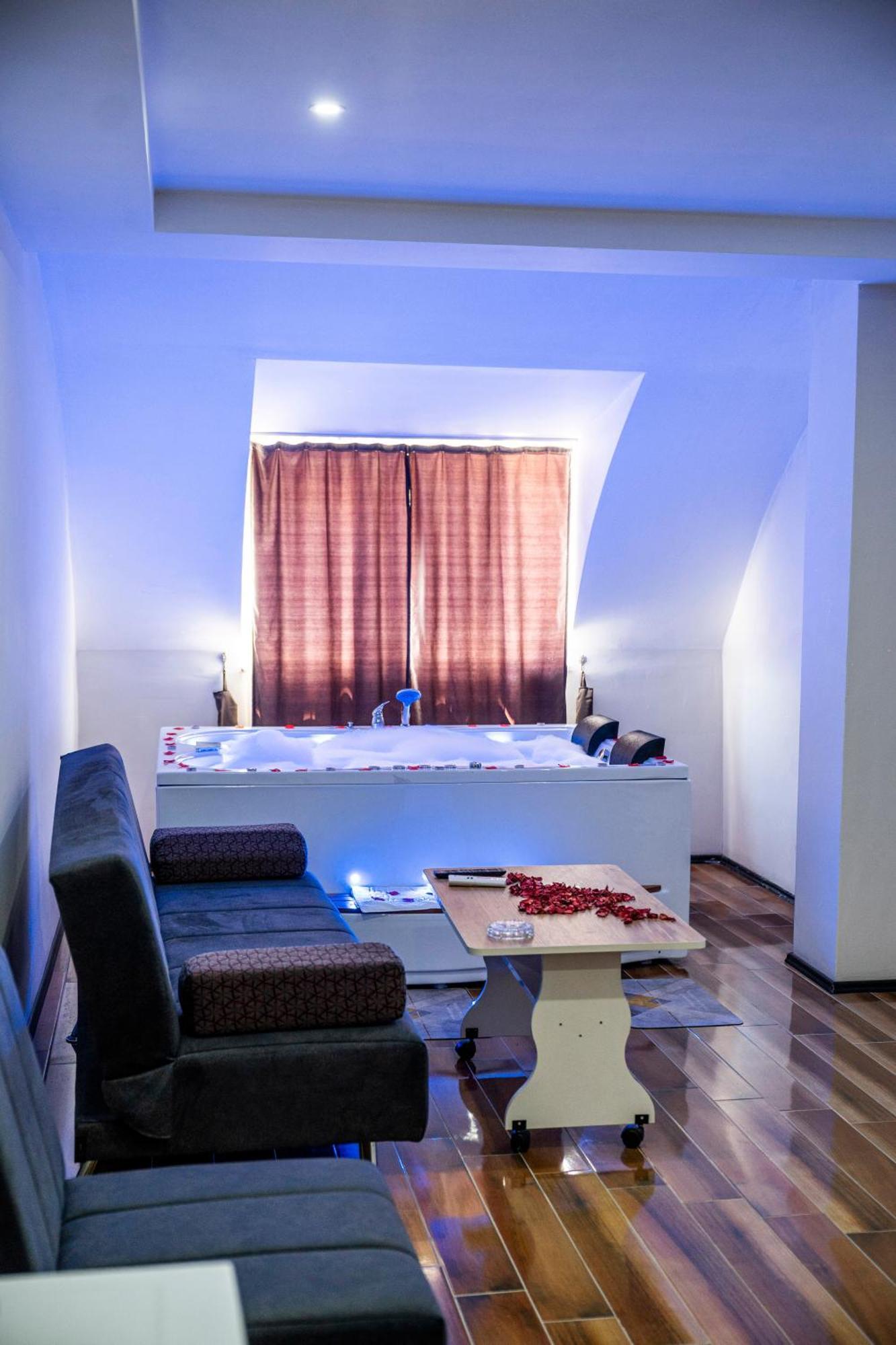 Ayya Suit Hotel Eskihisar Bagian luar foto