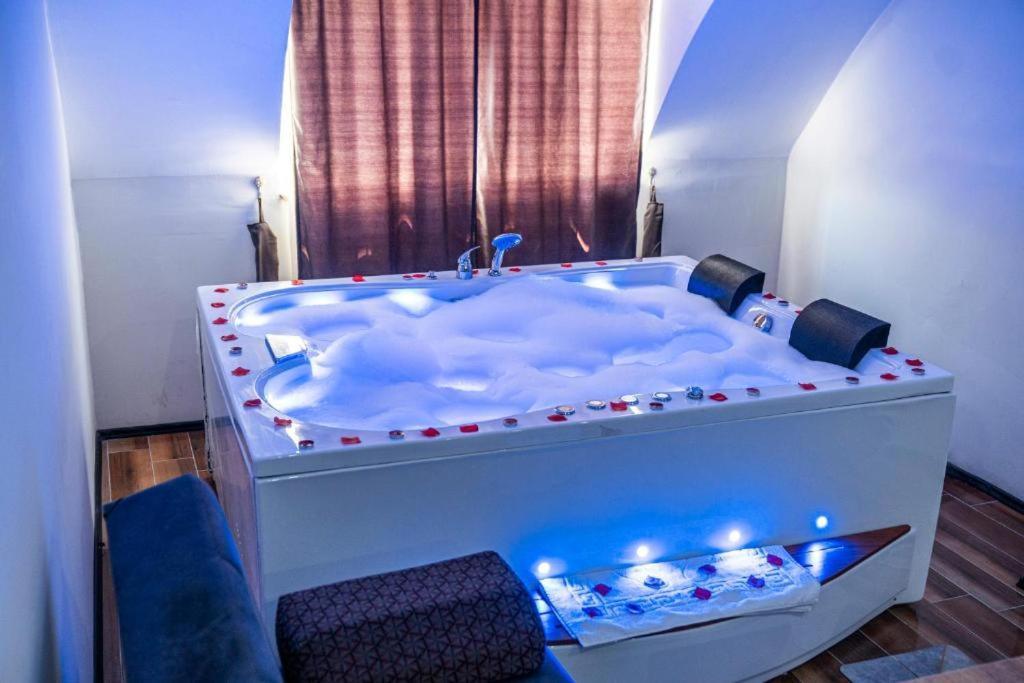 Ayya Suit Hotel Eskihisar Bagian luar foto